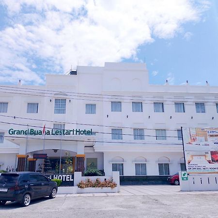 Grand Buana Lestari Hotel Padang  Bagian luar foto